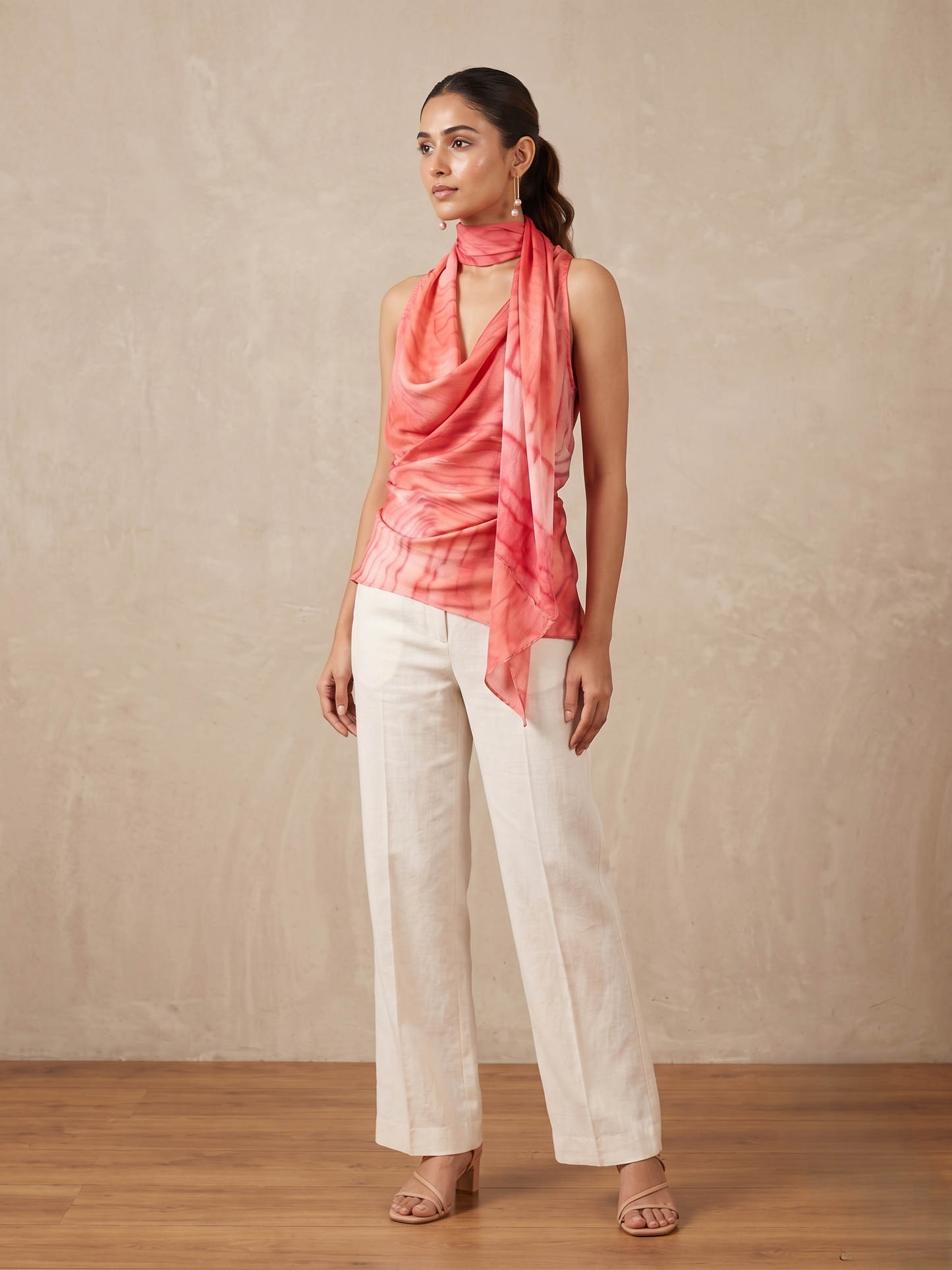 BLUSA DETALLE CUELLO