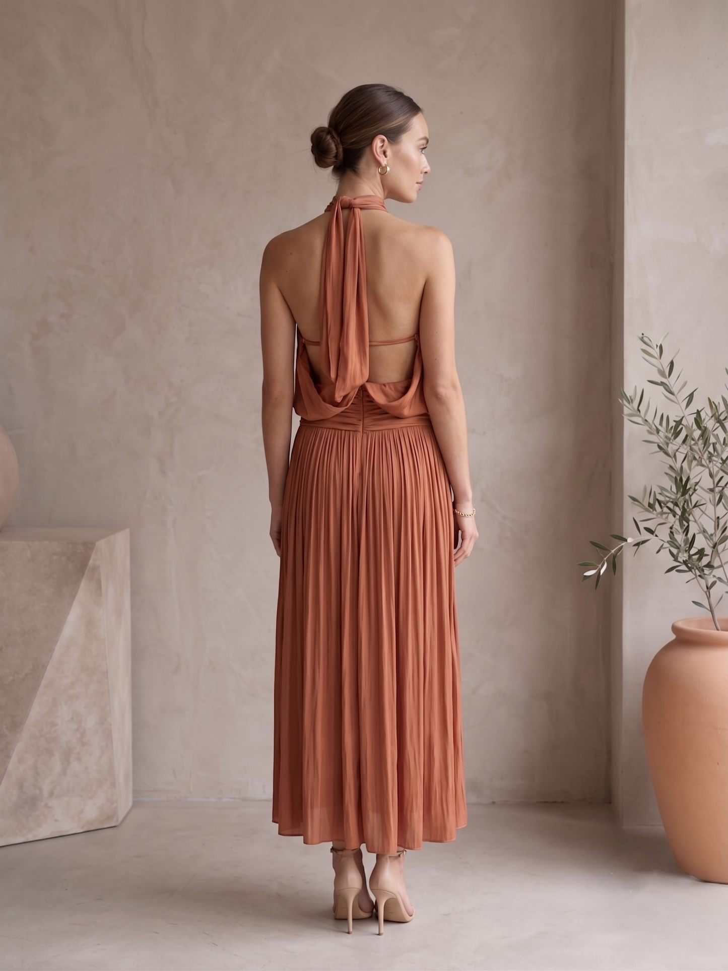 VESTIDO HALTER