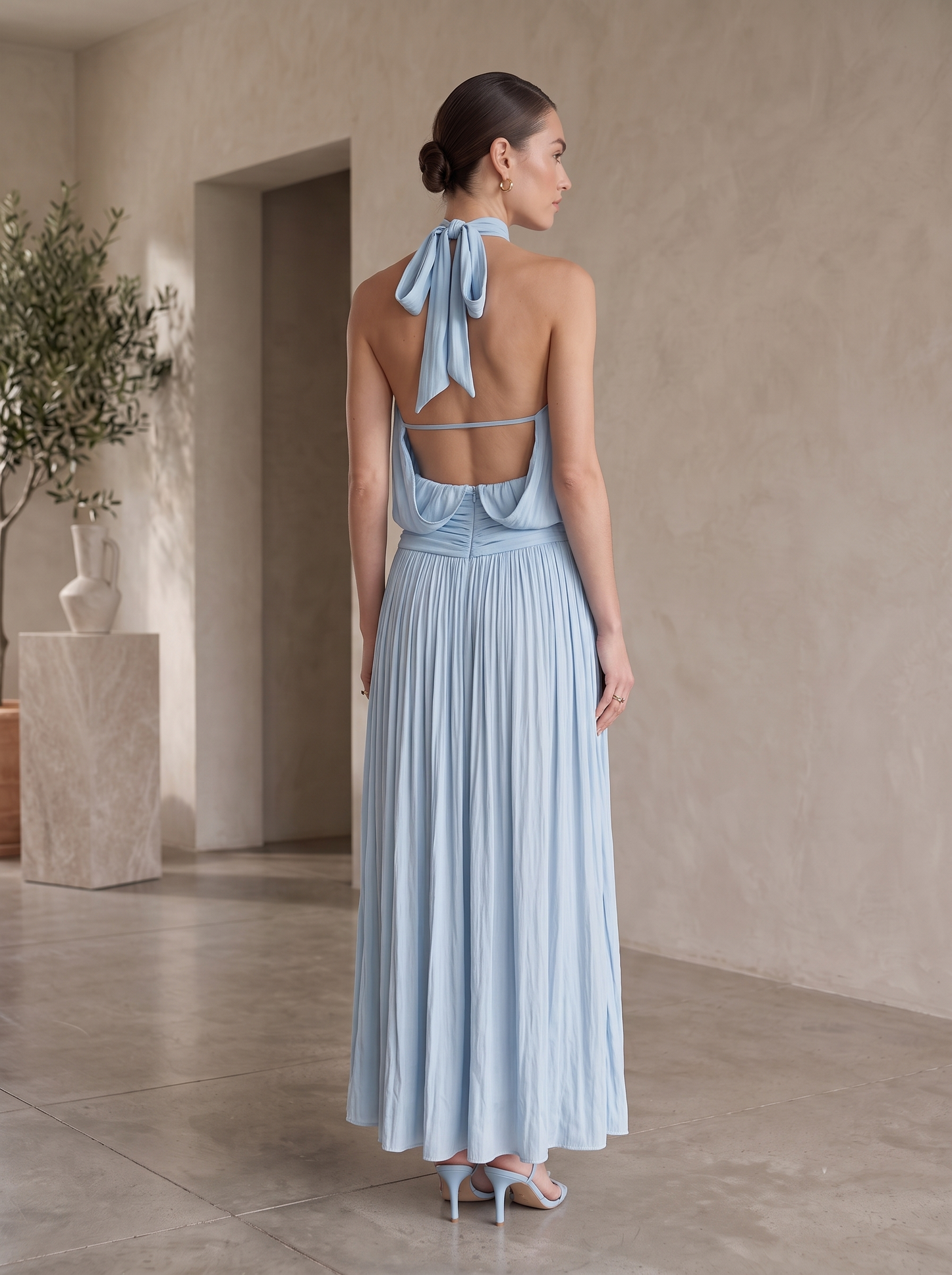 VESTIDO HALTER