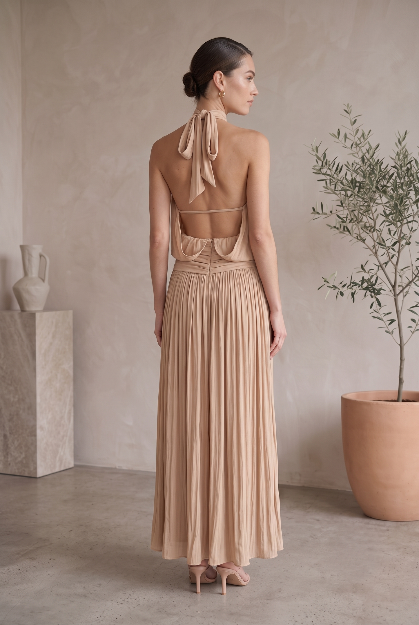 VESTIDO HALTER