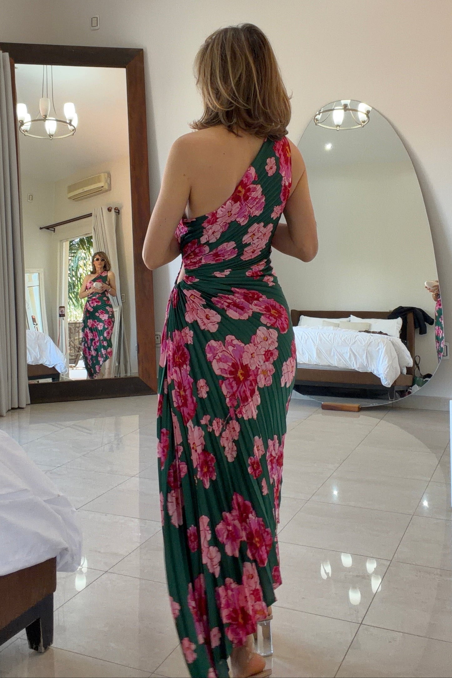 VESTIDO PLISADO ASIMETRICO