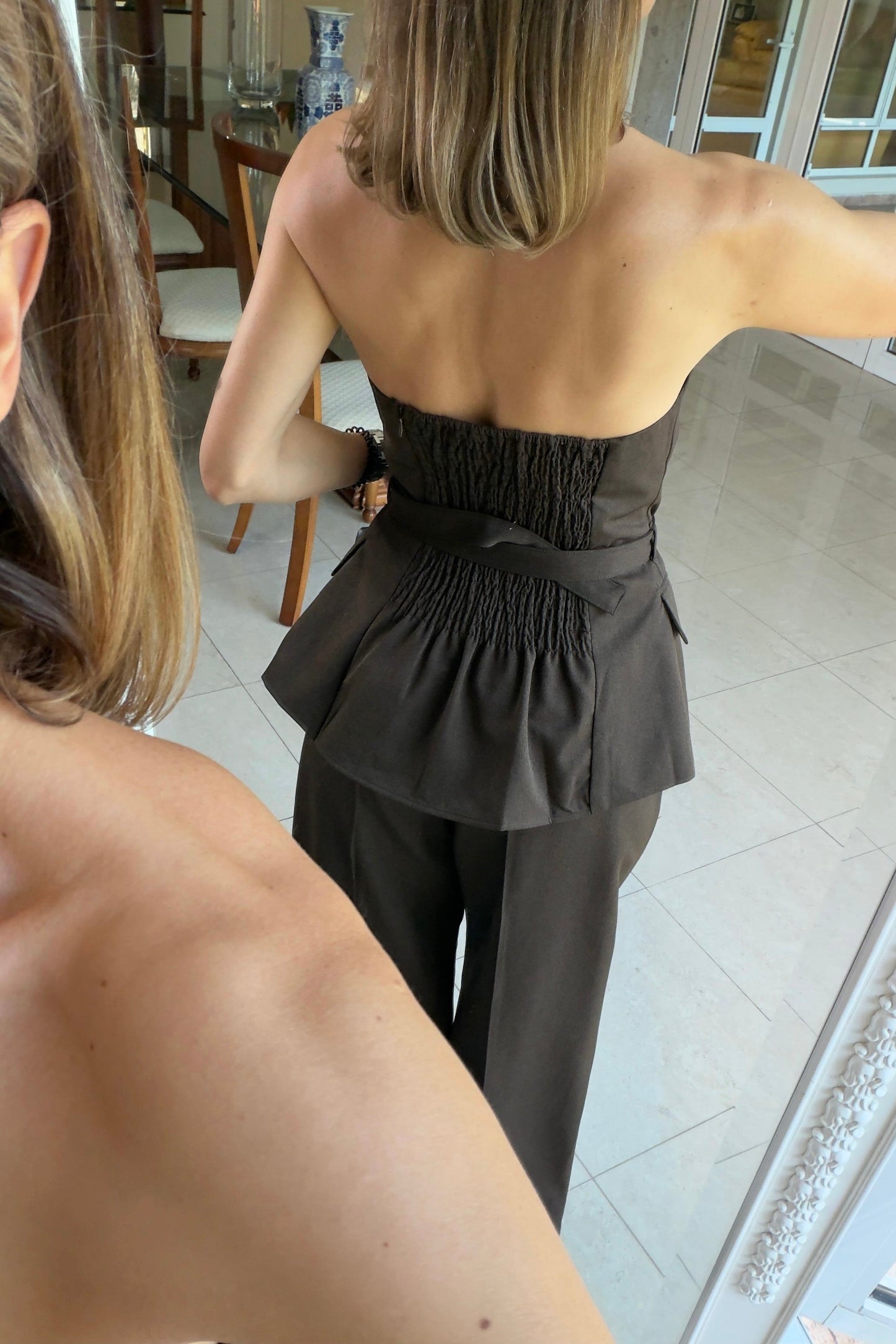 SET OFF SHOULDERS