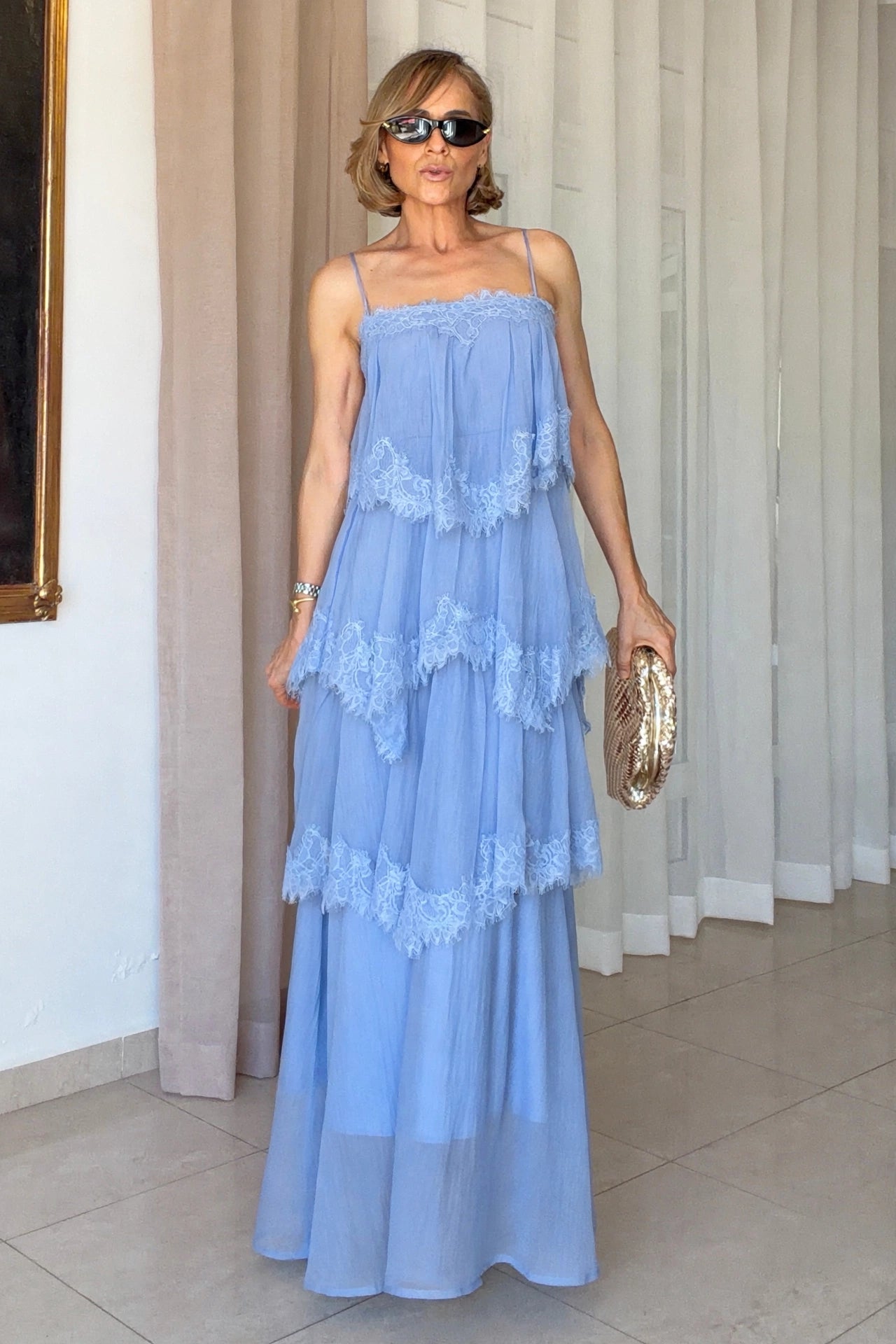 VESTIDO CAPAS & ENCAJE
