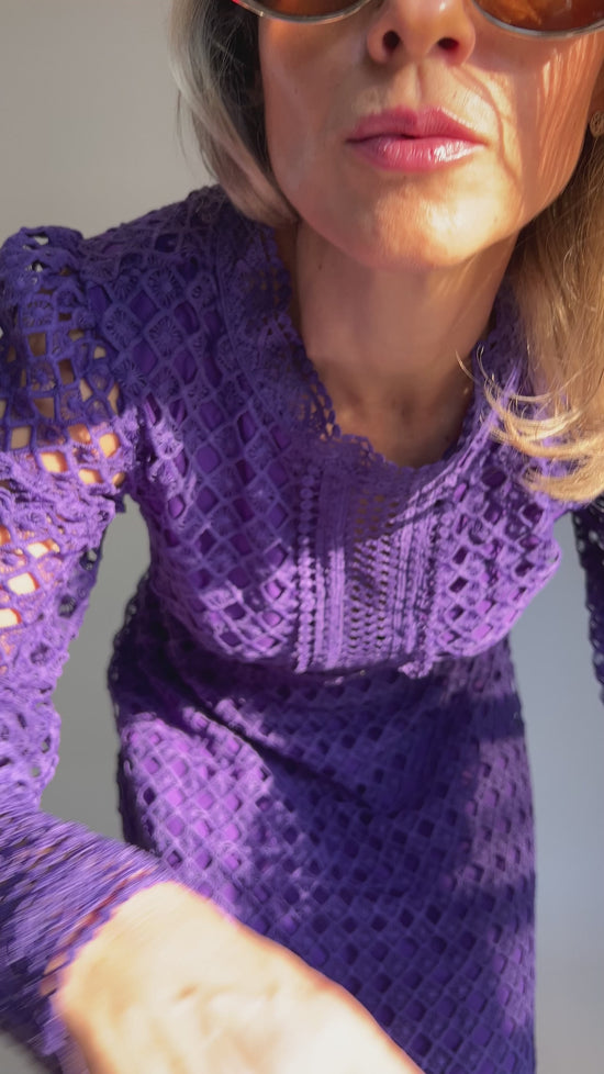 Load and play video in Gallery viewer, VESTIDO CROCHET
