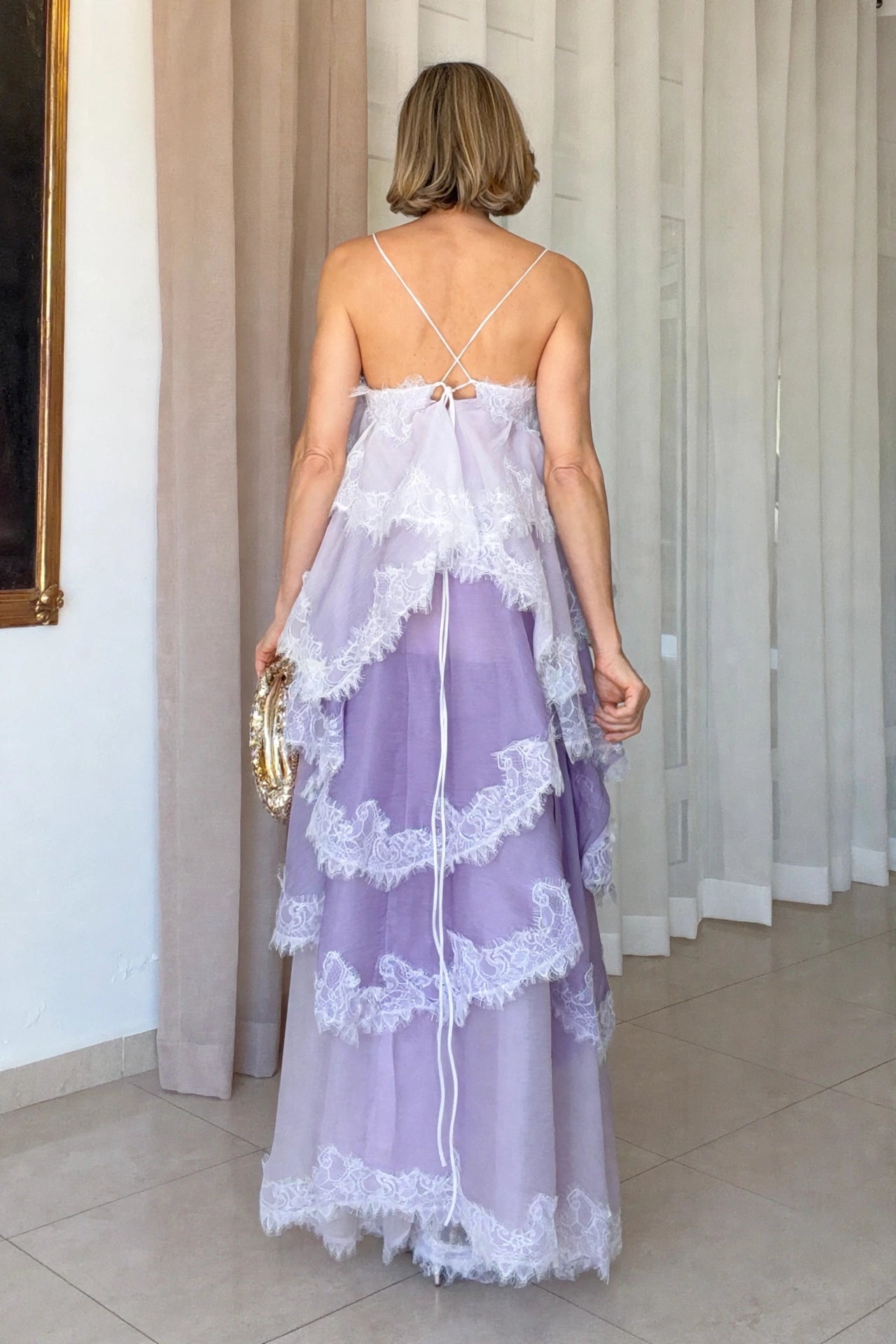 VESTIDO CAPAS & ENCAJE
