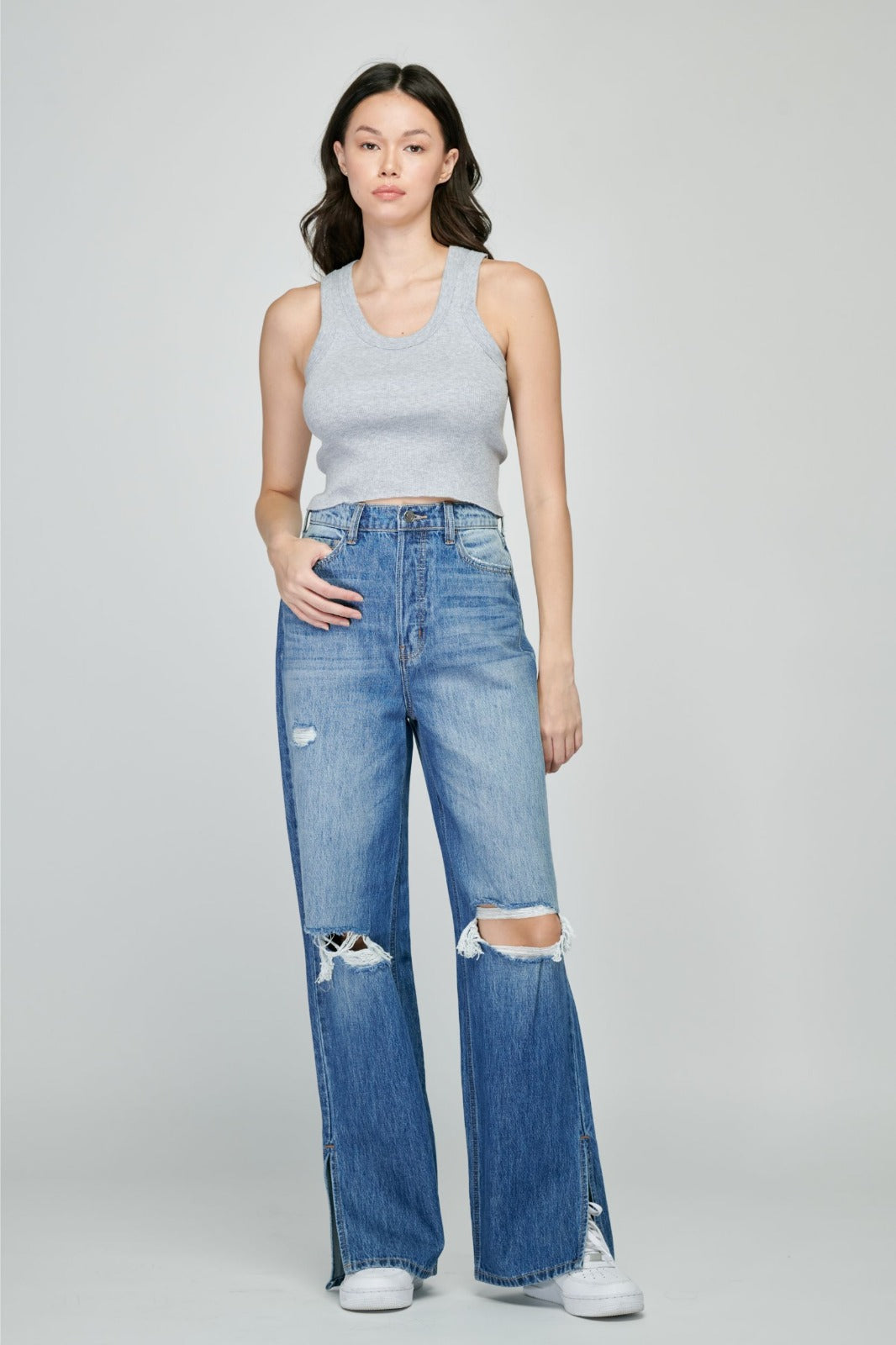 JEANS WITH ANKLE OPENING