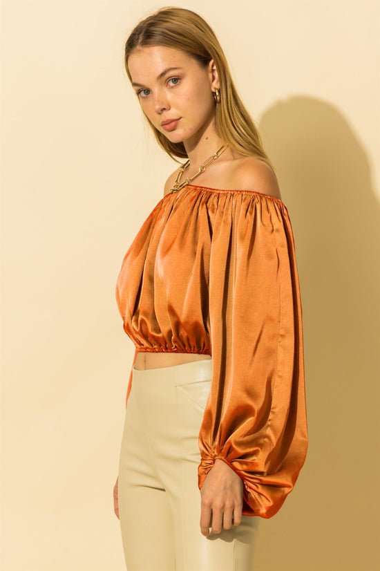 Load image into Gallery viewer, SATIN STRAPLESS BLOUSE
