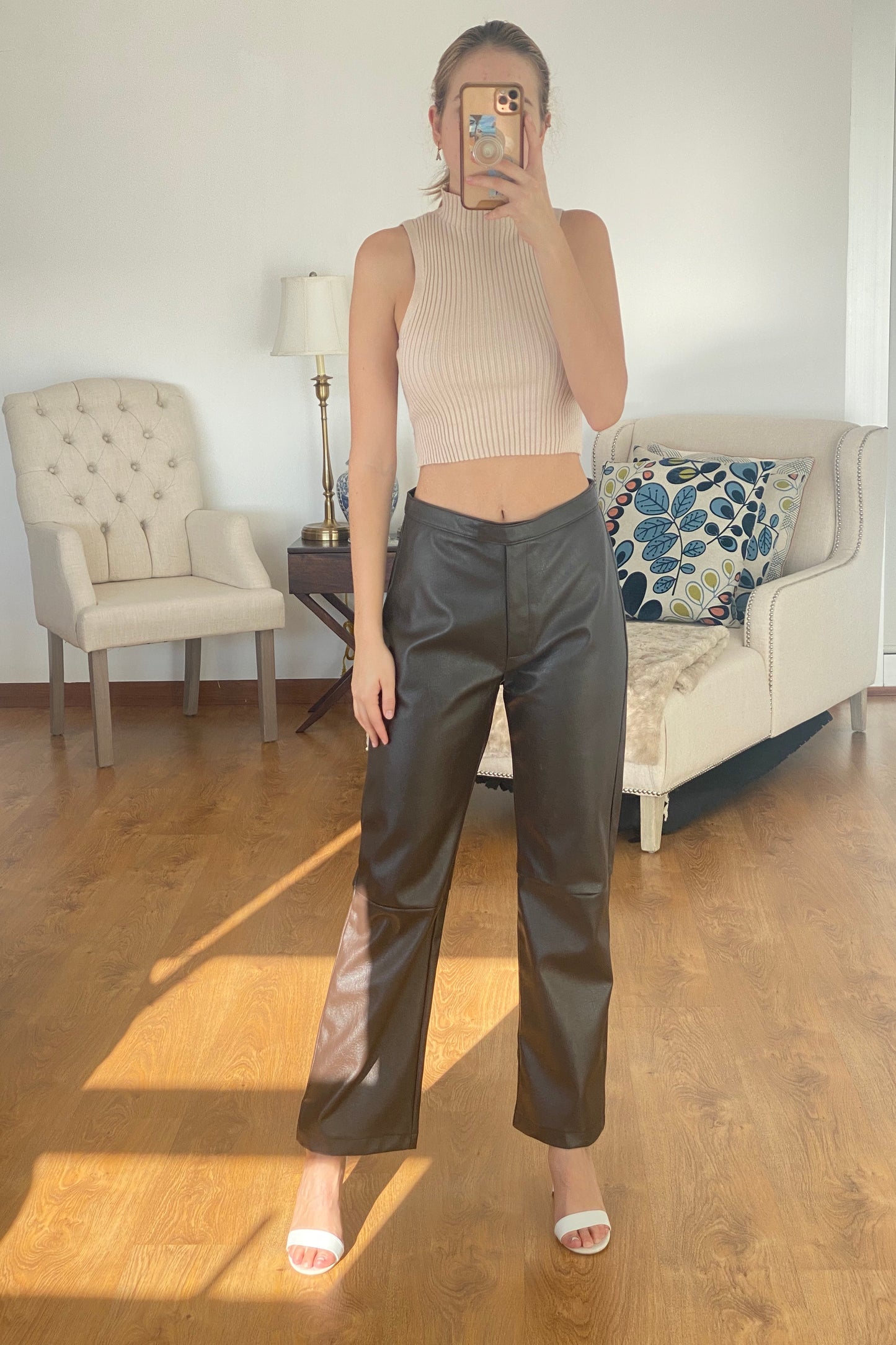 LEATHER-EFFECT TROUSERS