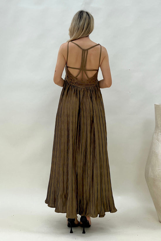 DRESS WITH BACK DETAIL